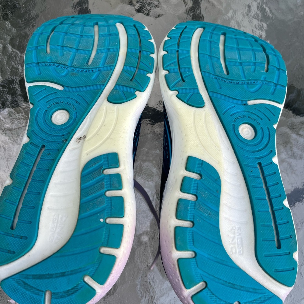 Brooks Glycerin 20 Blue w/Lavender Laces Size 9 1/2 FREE SHIPPING $65. - Picture 11 of 13